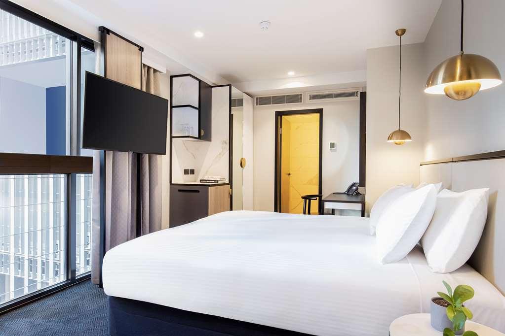 Brady Hotels Jones Lane Melbourne Room photo